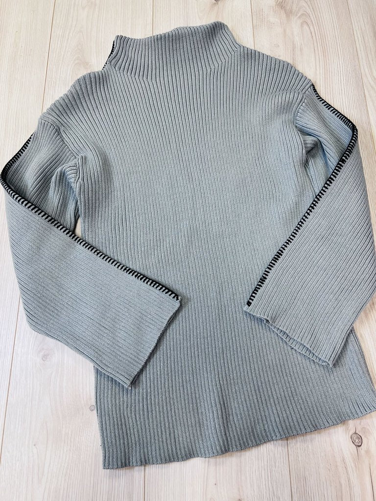 (M) Boutique Grey Black Stitching Sweater Womens