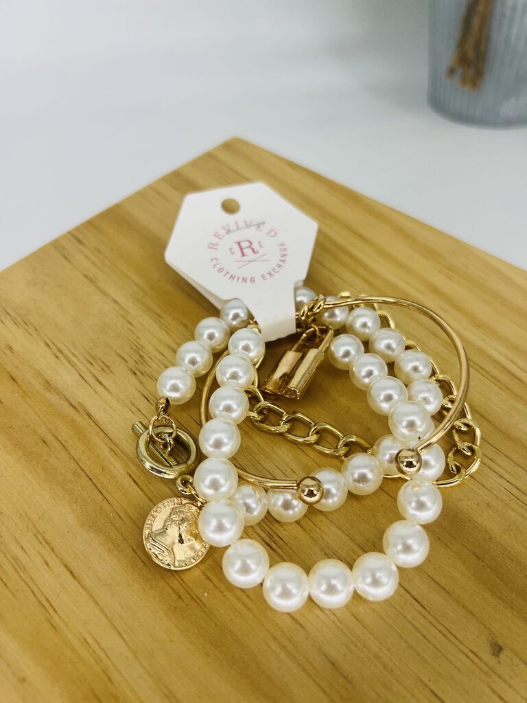 Set of 3 Pearl Bracelet Set